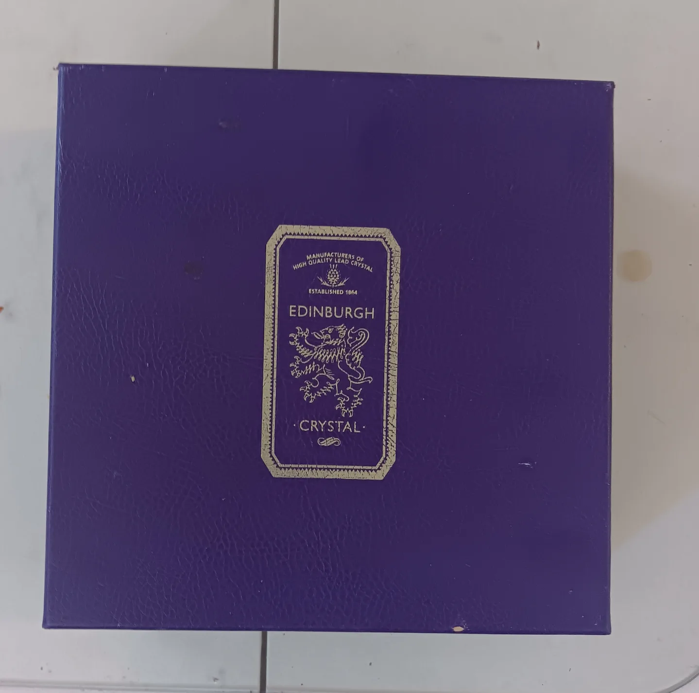 Pair of Edinburgh Crystal Champagne Flutes image indicator(2)