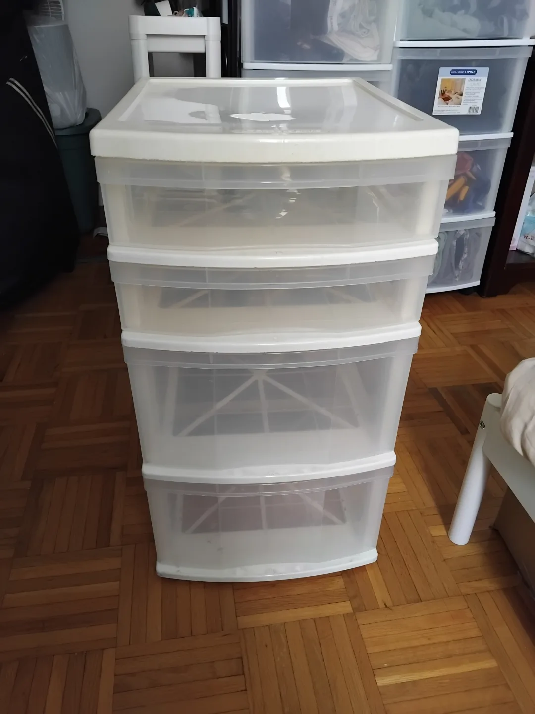 Plastic drawer - 4 compartments thumbnail
