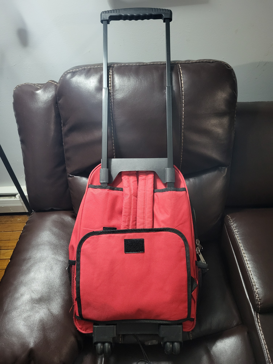 5 Mens Brand New Short Sleeve Shirts with a bonus backpack - photo 5