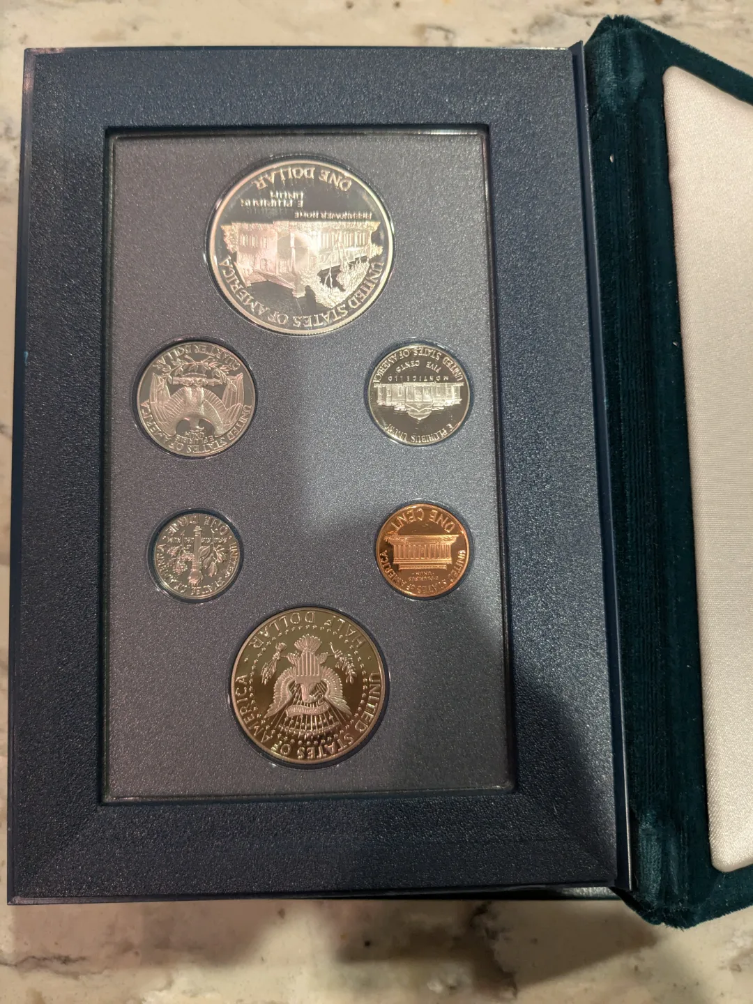1990 United States Mint Prestige Proof Set image indicator(2)