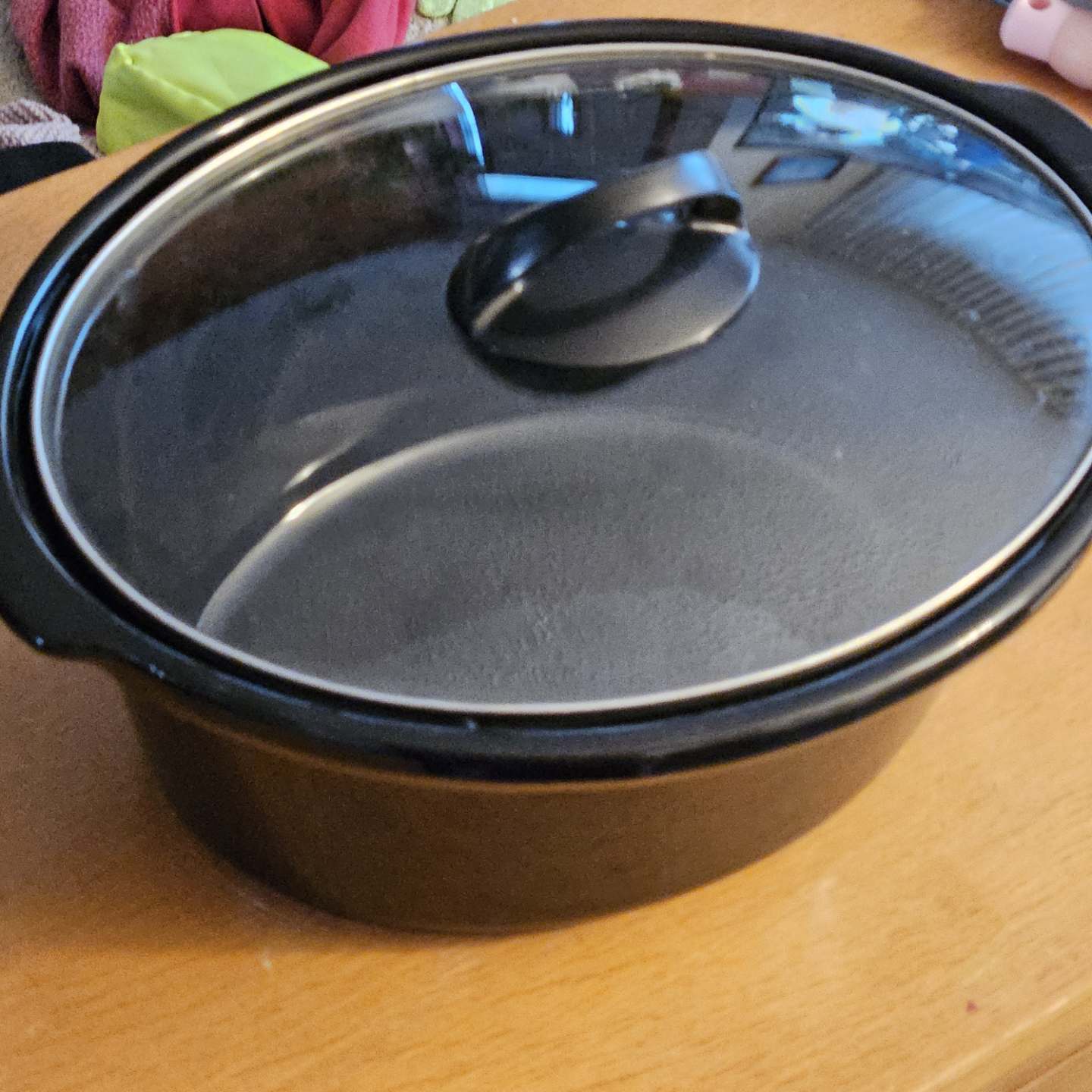 Black Oval Slow Cooker Insert with Glass Lid