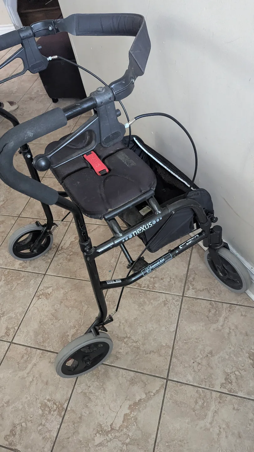 Nexus Rollator Walker with Seat and Basket image indicator(3)