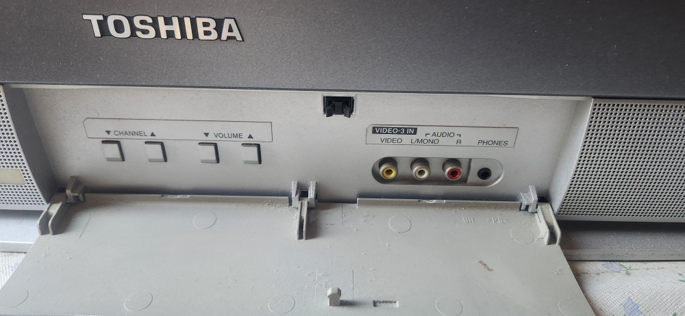 Toshiba 32AF46C 32-inch CRT Television🧡 - photo 2