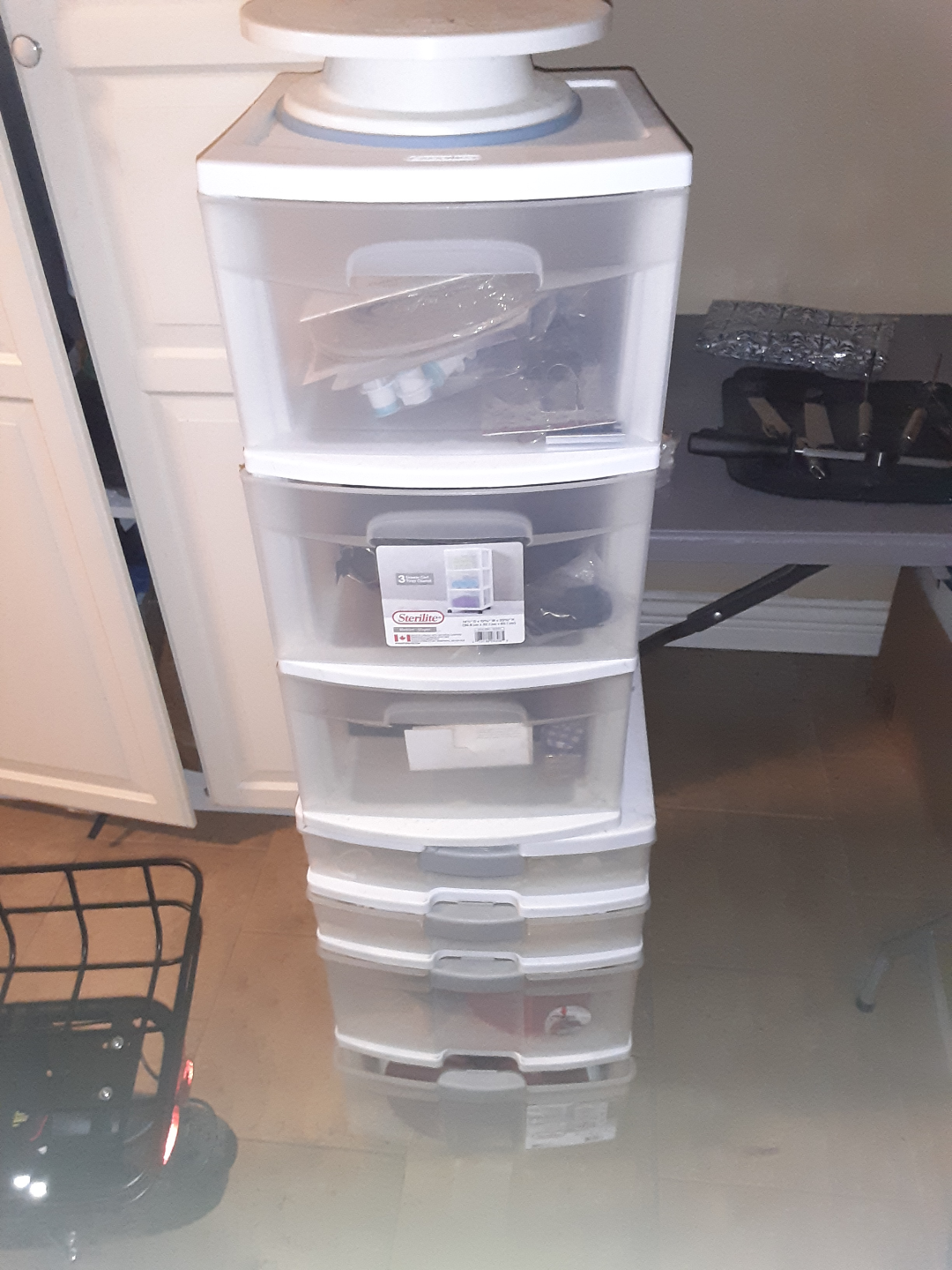 Sterilite-Drawers Storage Units filled with Nearly new supplies