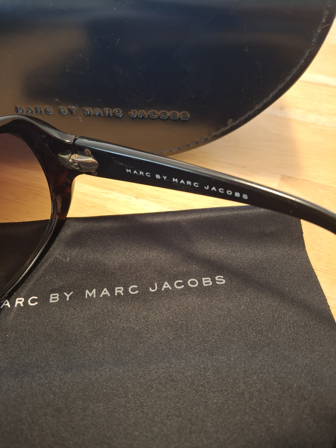 Marc by Marc Jacobs Sunglasses - photo 4