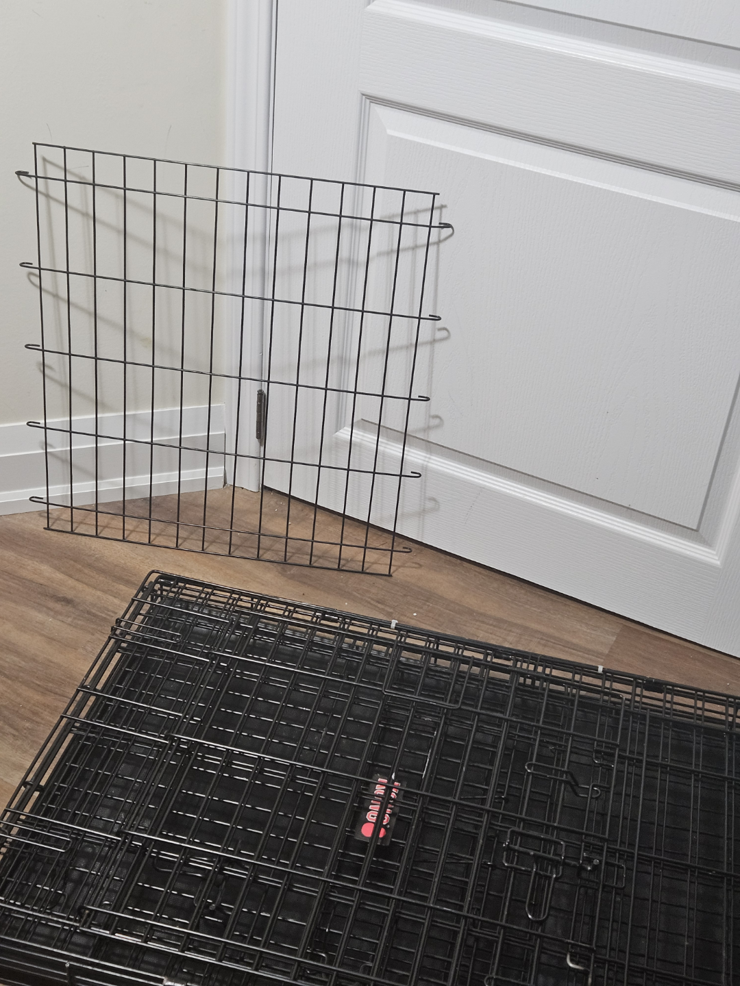 KONG Medium/Large Dog Crate with divider - photo 5