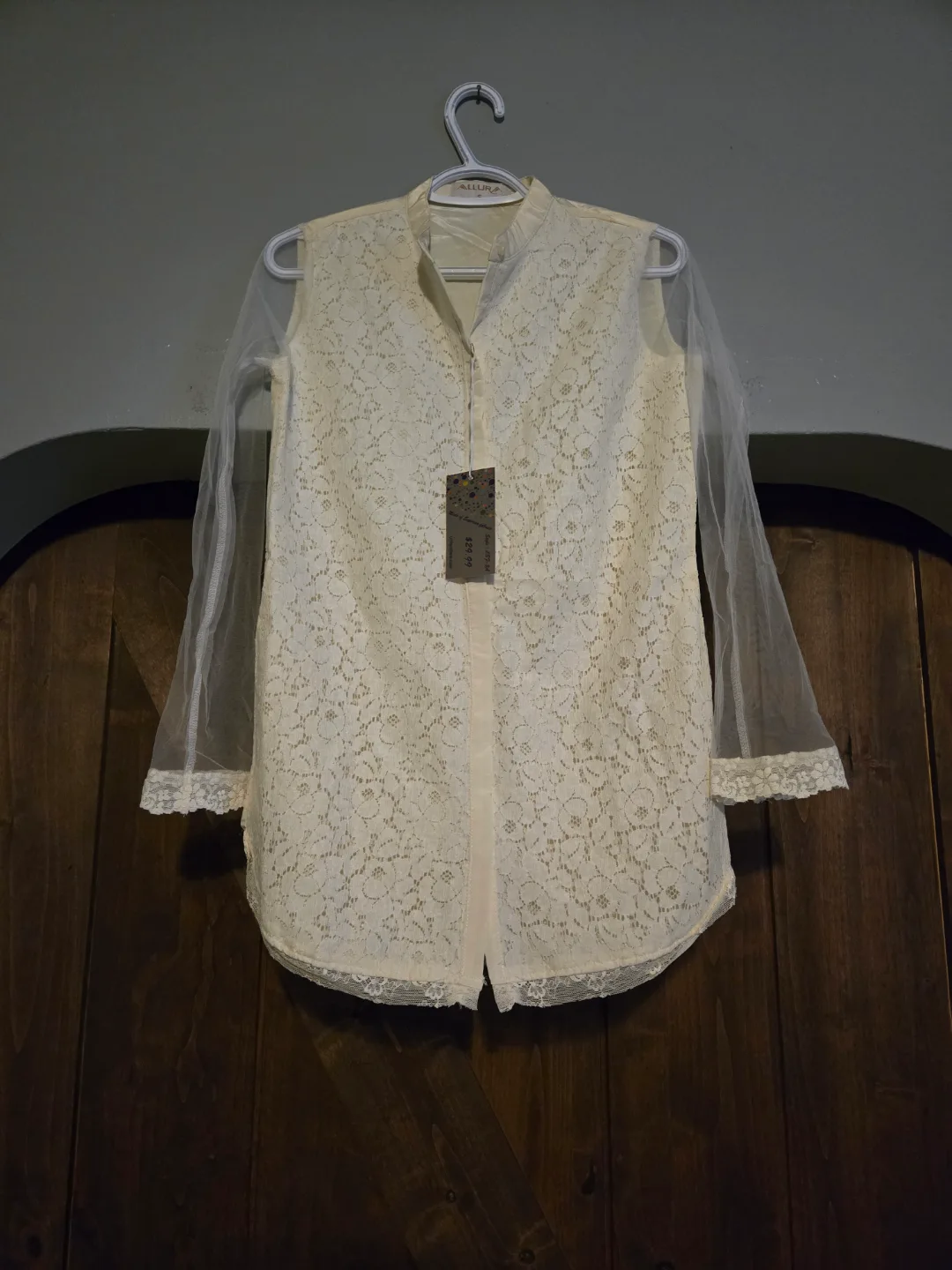 Allura Women's Off-White Lace Blouse Size L thumbnail