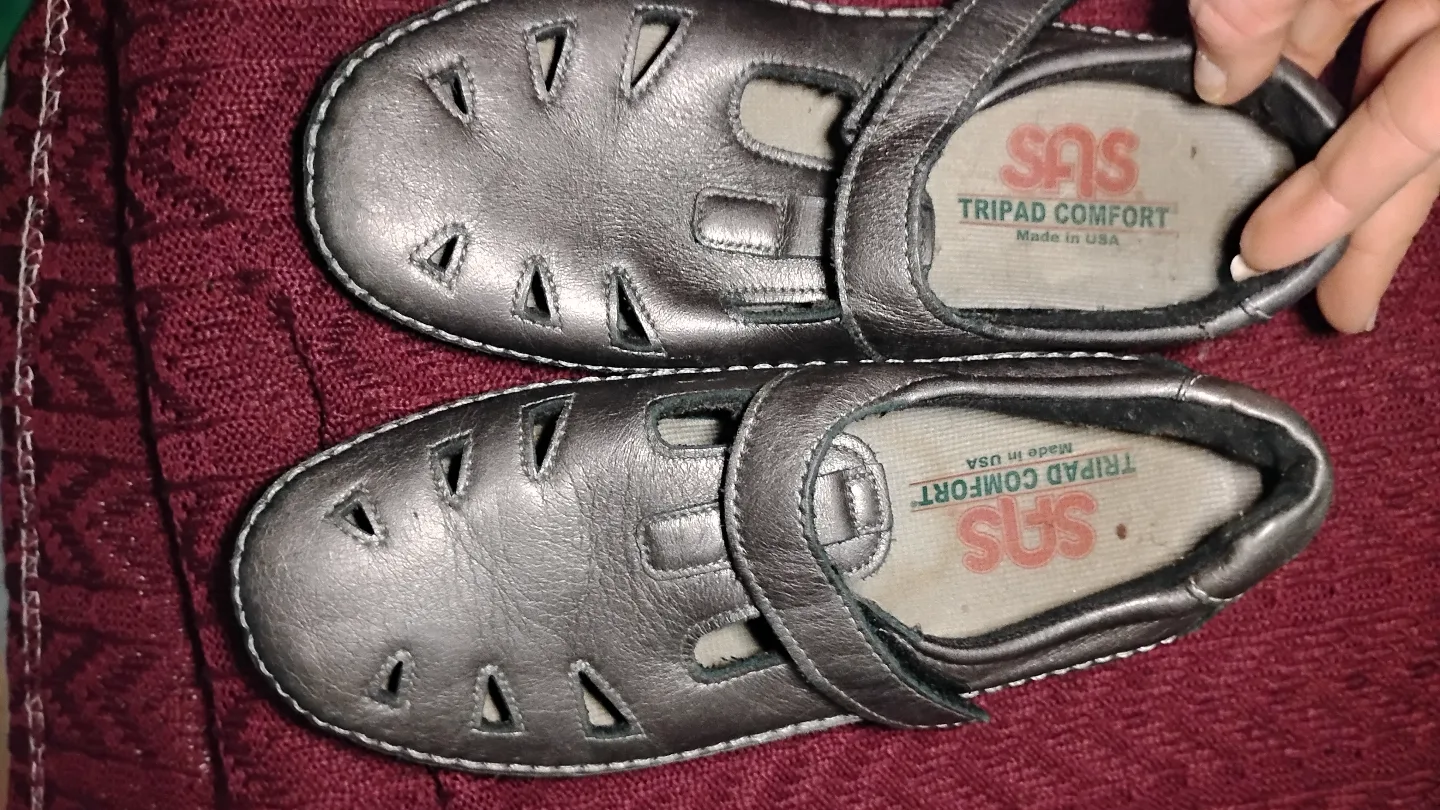 🏒Girls Size 6: SAS Tripad Comfort Leather Sandals thumbnail