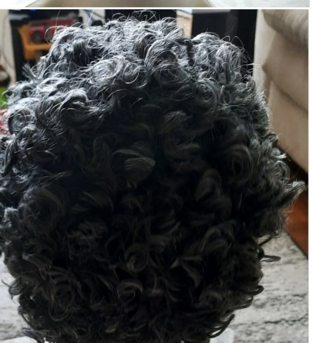 Curly Grey Wig image indicator(2)