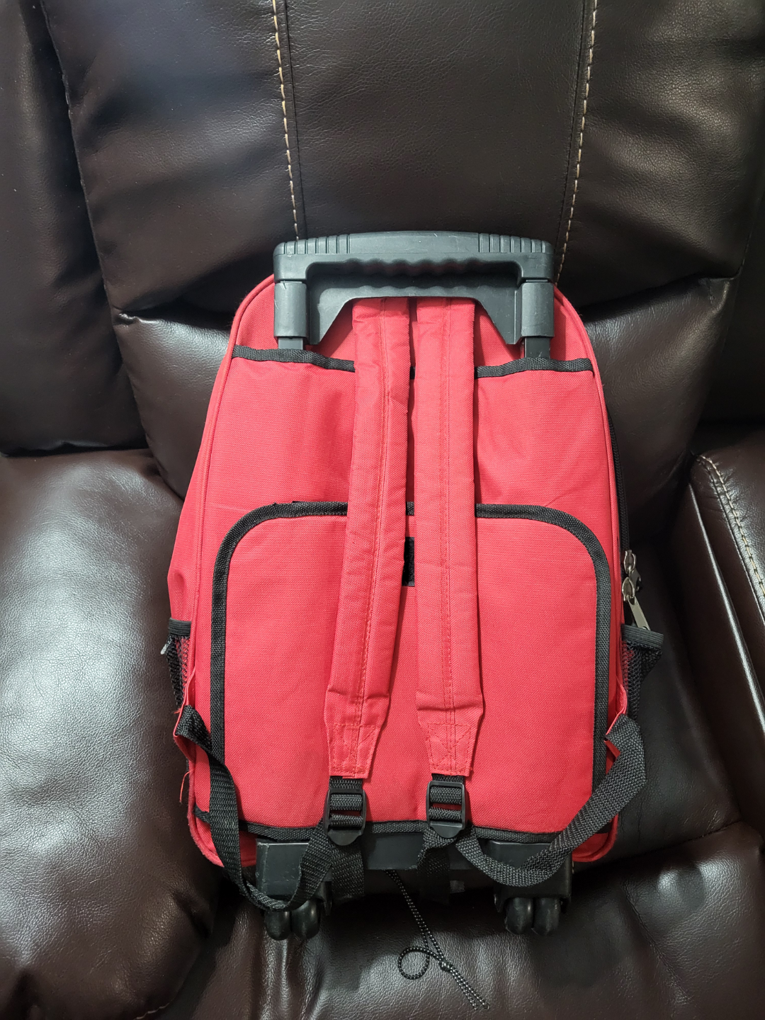 5 Mens Brand New Short Sleeve Shirts with a bonus backpack - photo 4