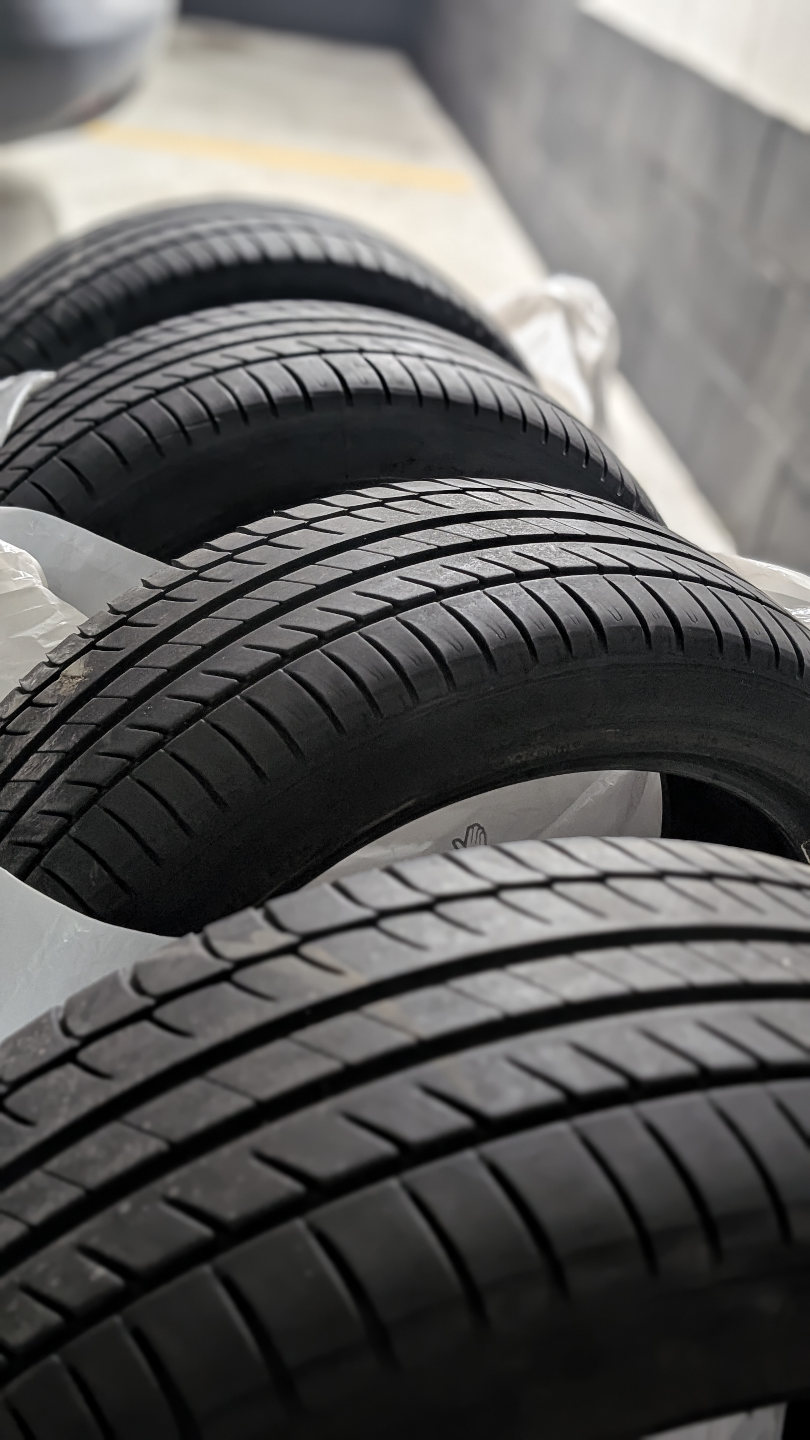 Mint condition Michelin Primacy 215/45/R17 86/FRS/BRZ OEM tires