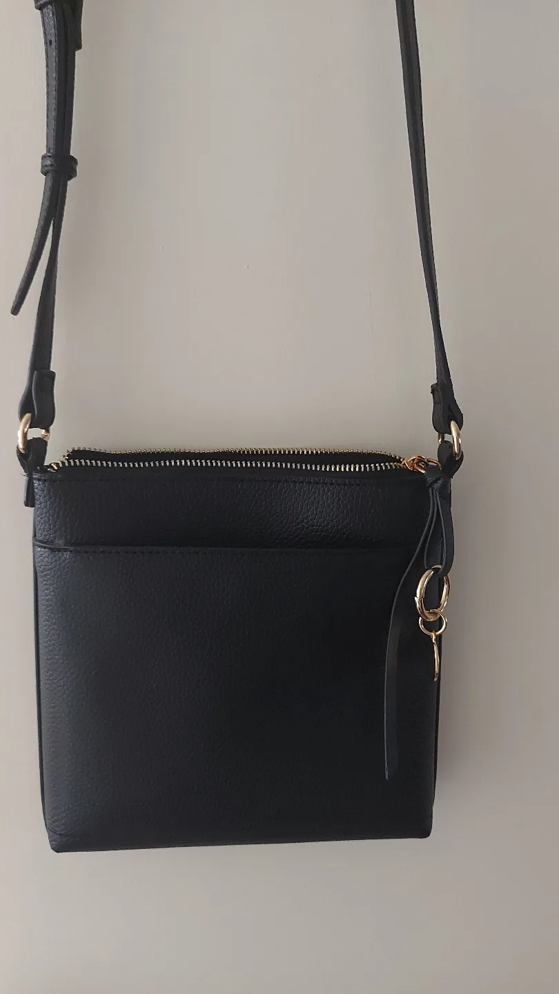 Anne Klein Black Crossbody Bag image indicator(6)