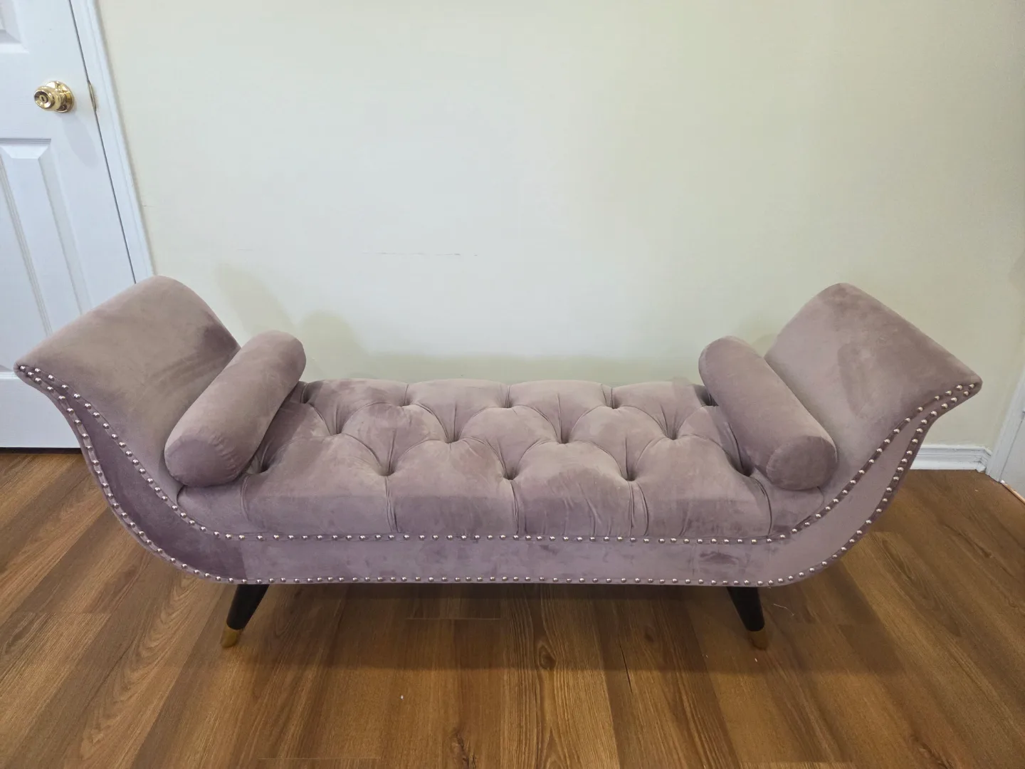Velvet chaise lounge thumbnail