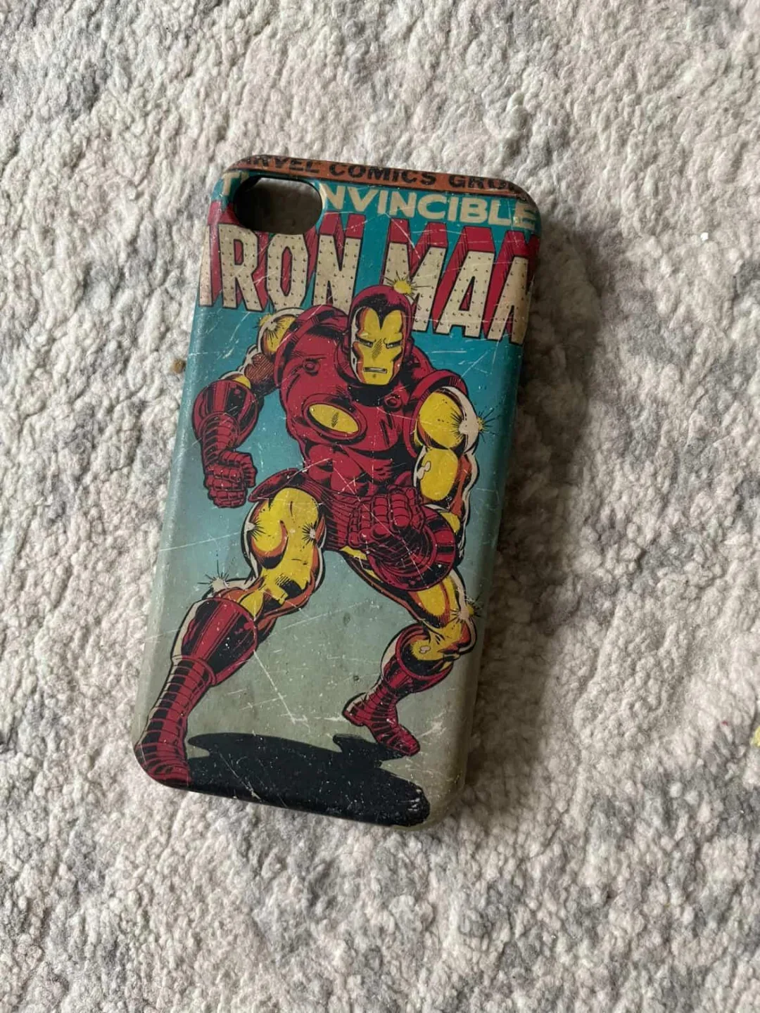 🧡 Iron Man Vintage Comic iPhone Case thumbnail