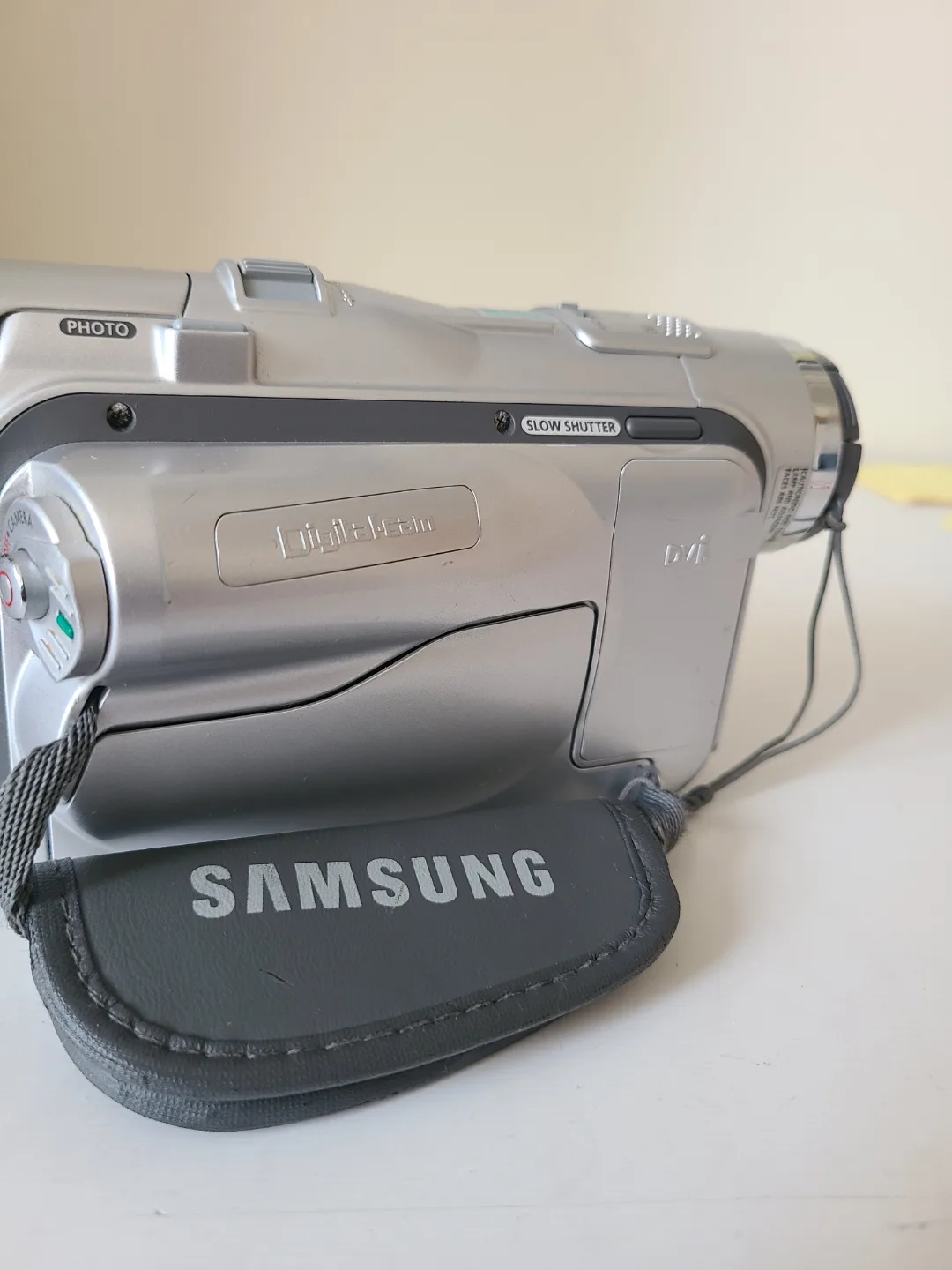 Samsung SCD103 Digital Video Camcorder  ( Untested / No Charger) image indicator(8)