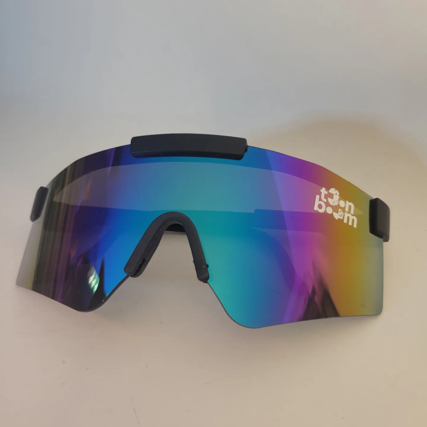 Sunglasses with Mirrored Lens thumbnail