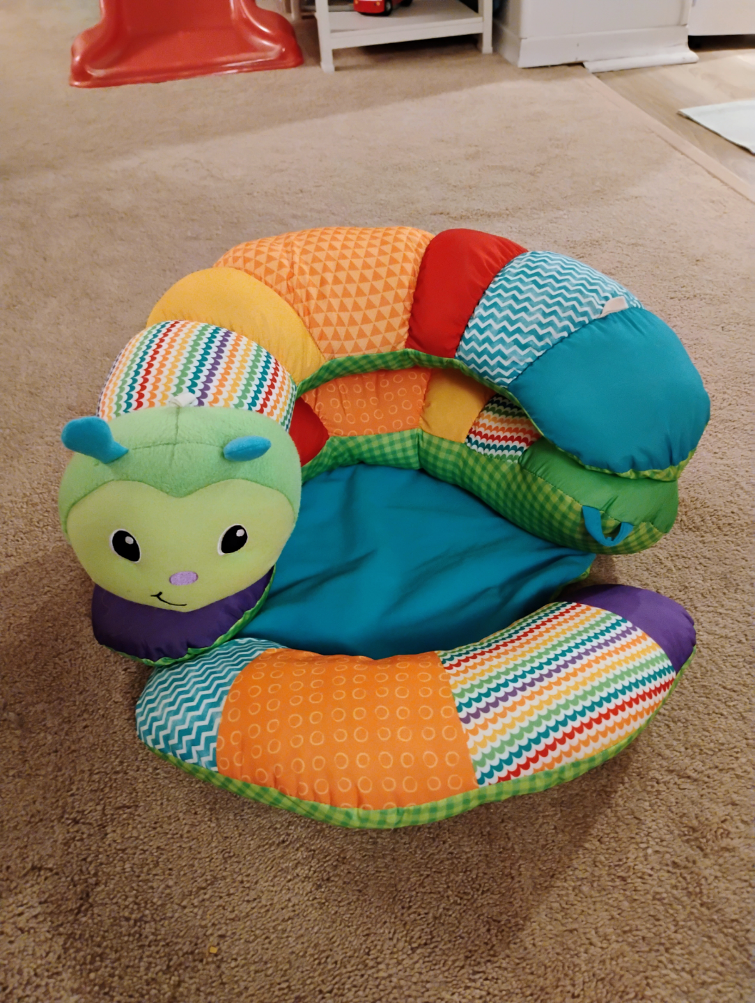 Prop-a-pillar tummy time & seated support