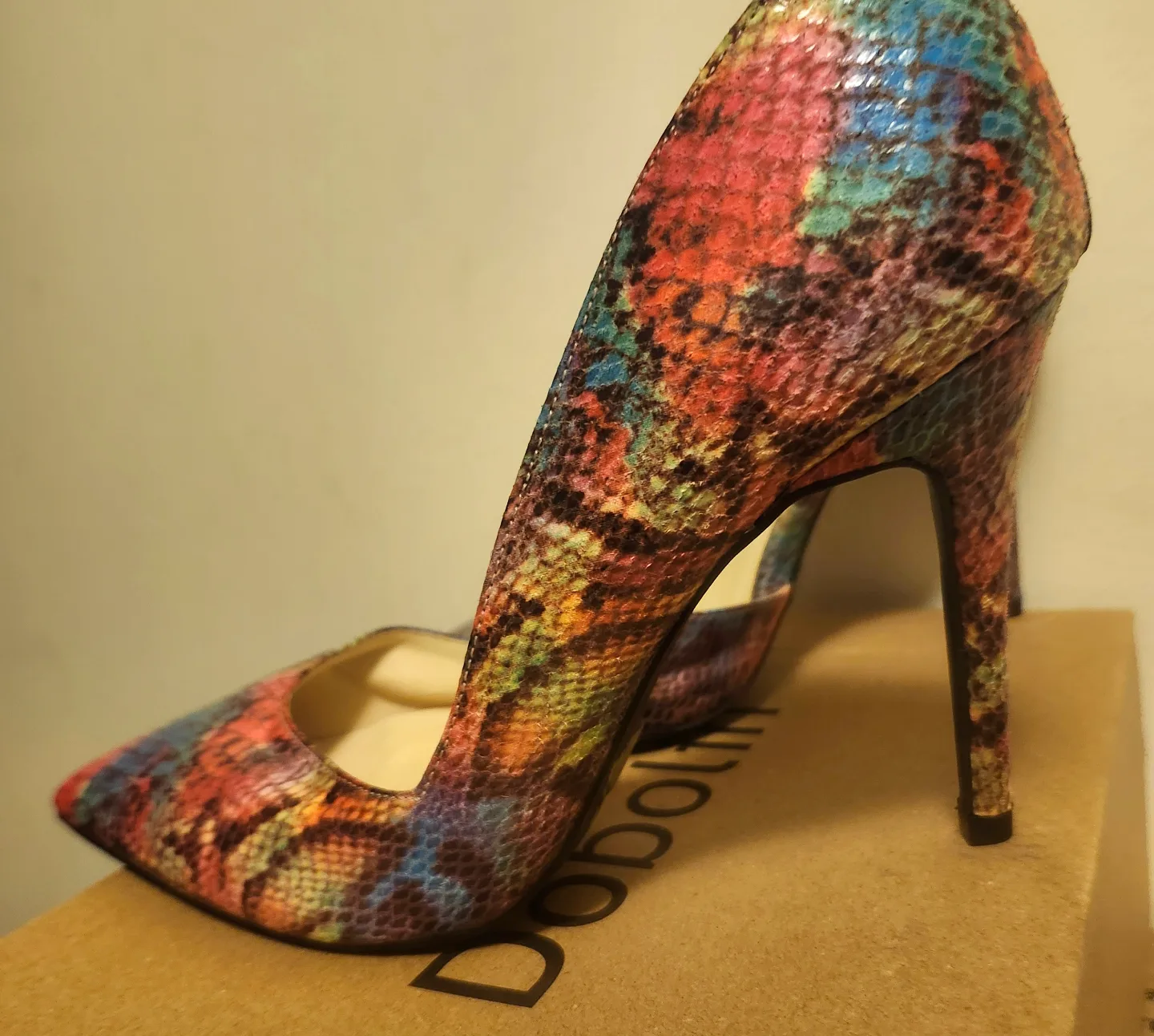 4" Lady's Heels image indicator(2)