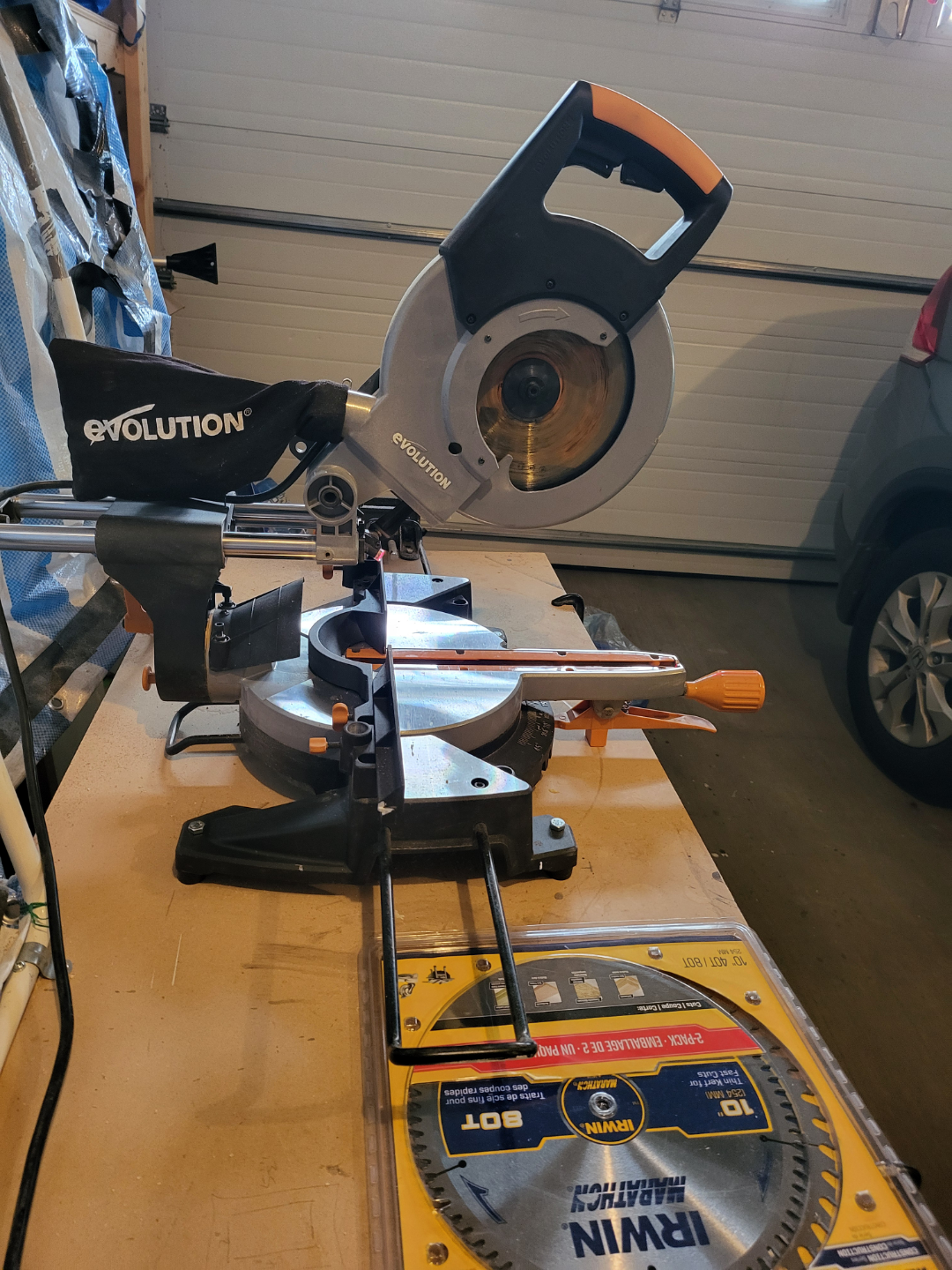 Evolution Miter Saw (will not be available after Sat 14th) - photo 2