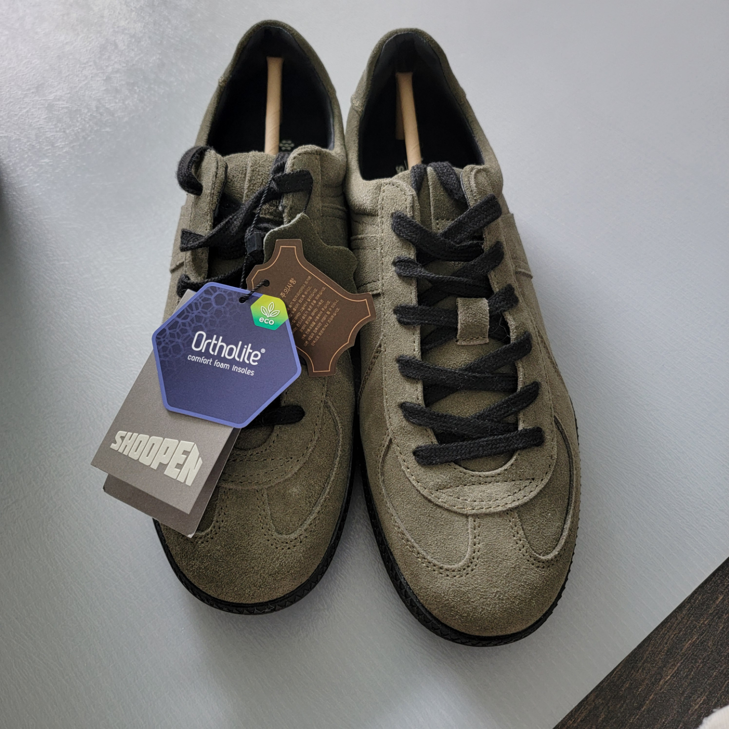 Shoopen Ortholite Suede Sneakers