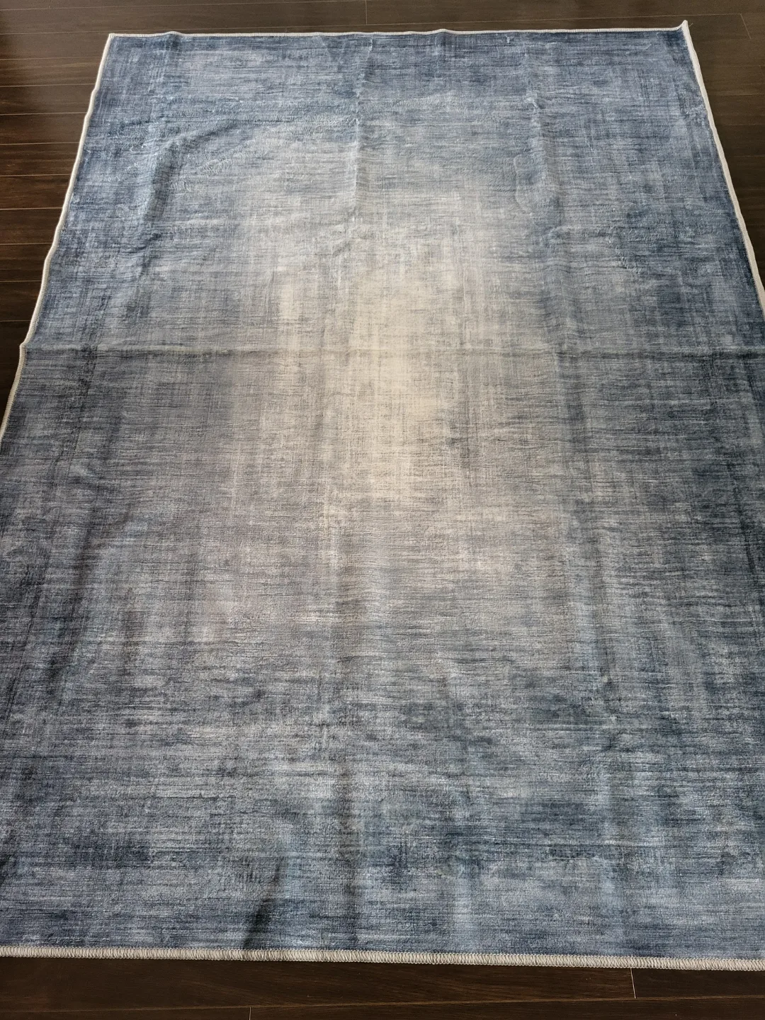 5ft X 7ft Area rug (Brand new) thumbnail