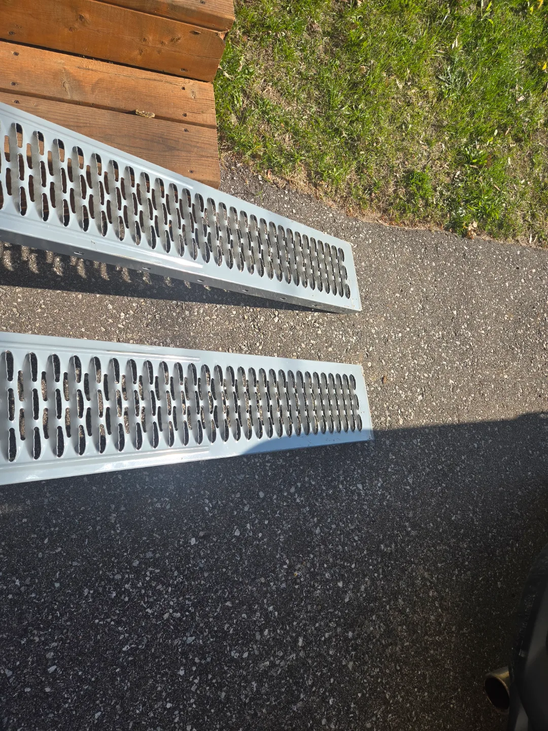 Pair of Metal Ramps thumbnail