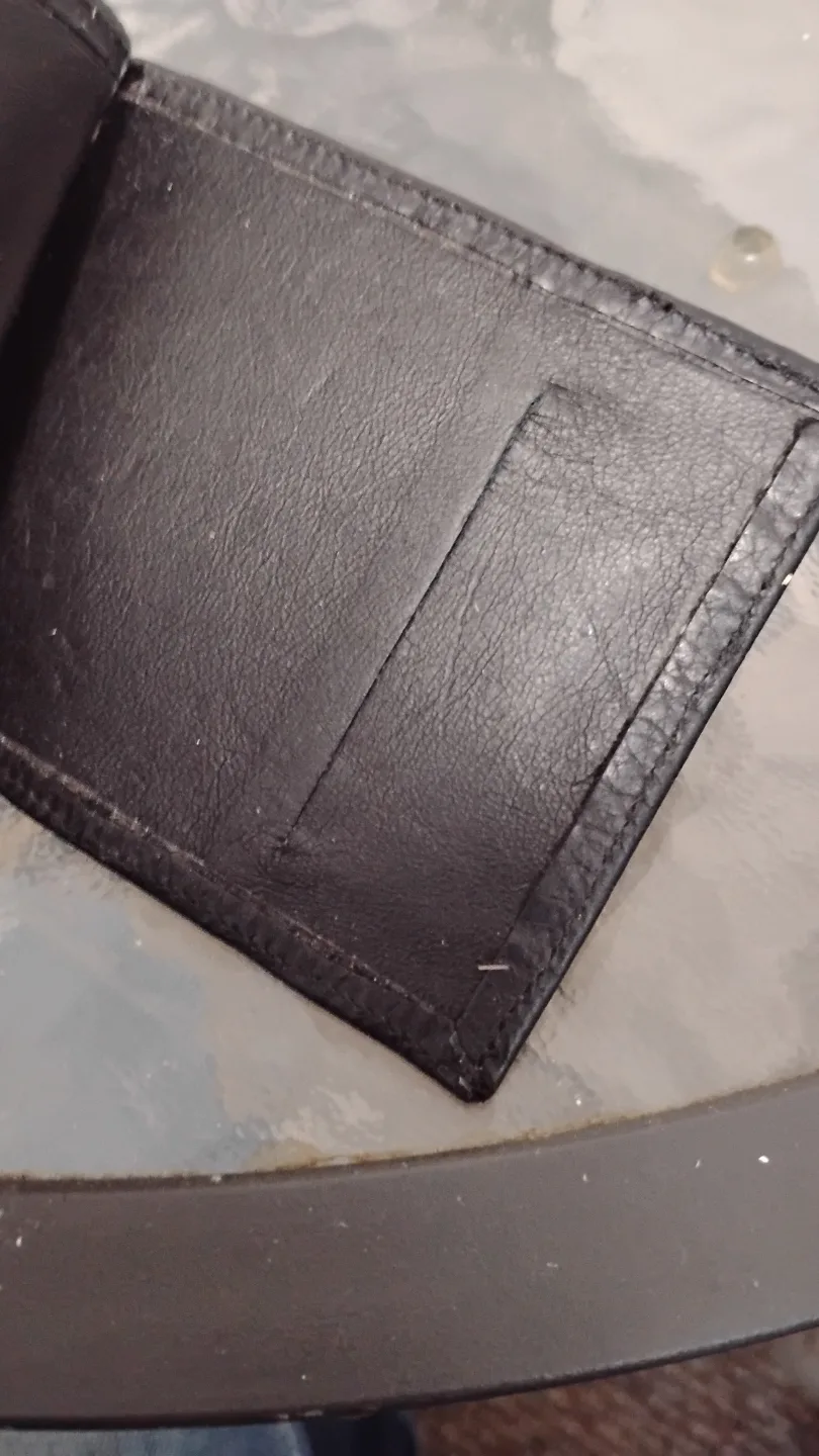 Genuine Buffalo Black Leather billfold image indicator(3)