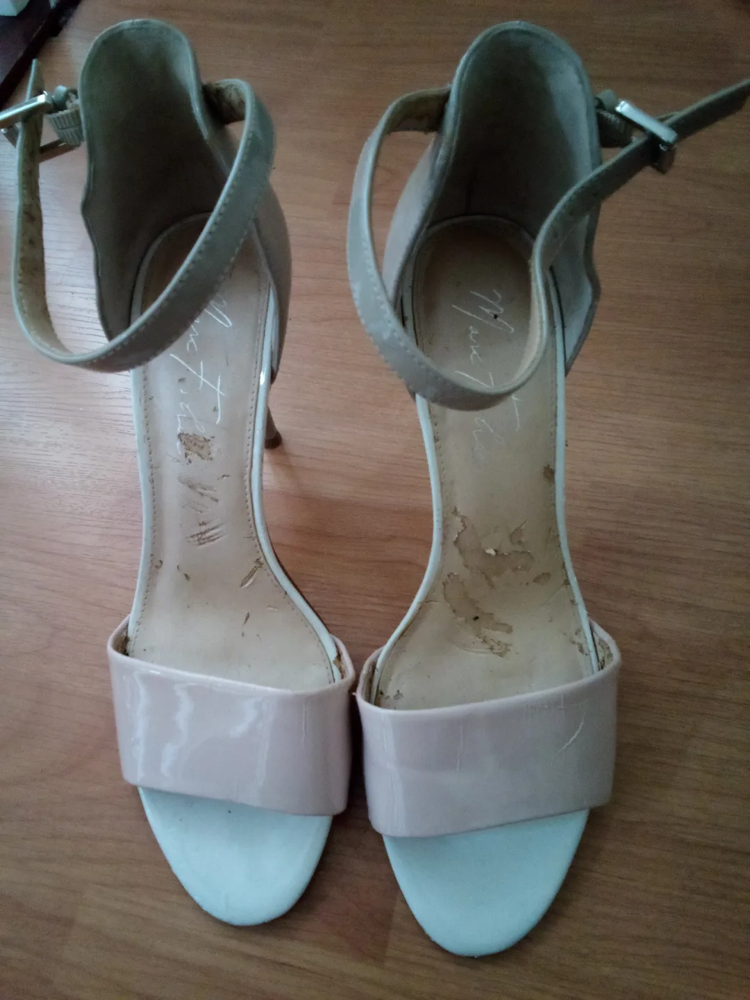 🧡  Nude & Pale Pink Patent leather open toe heels thumbnail