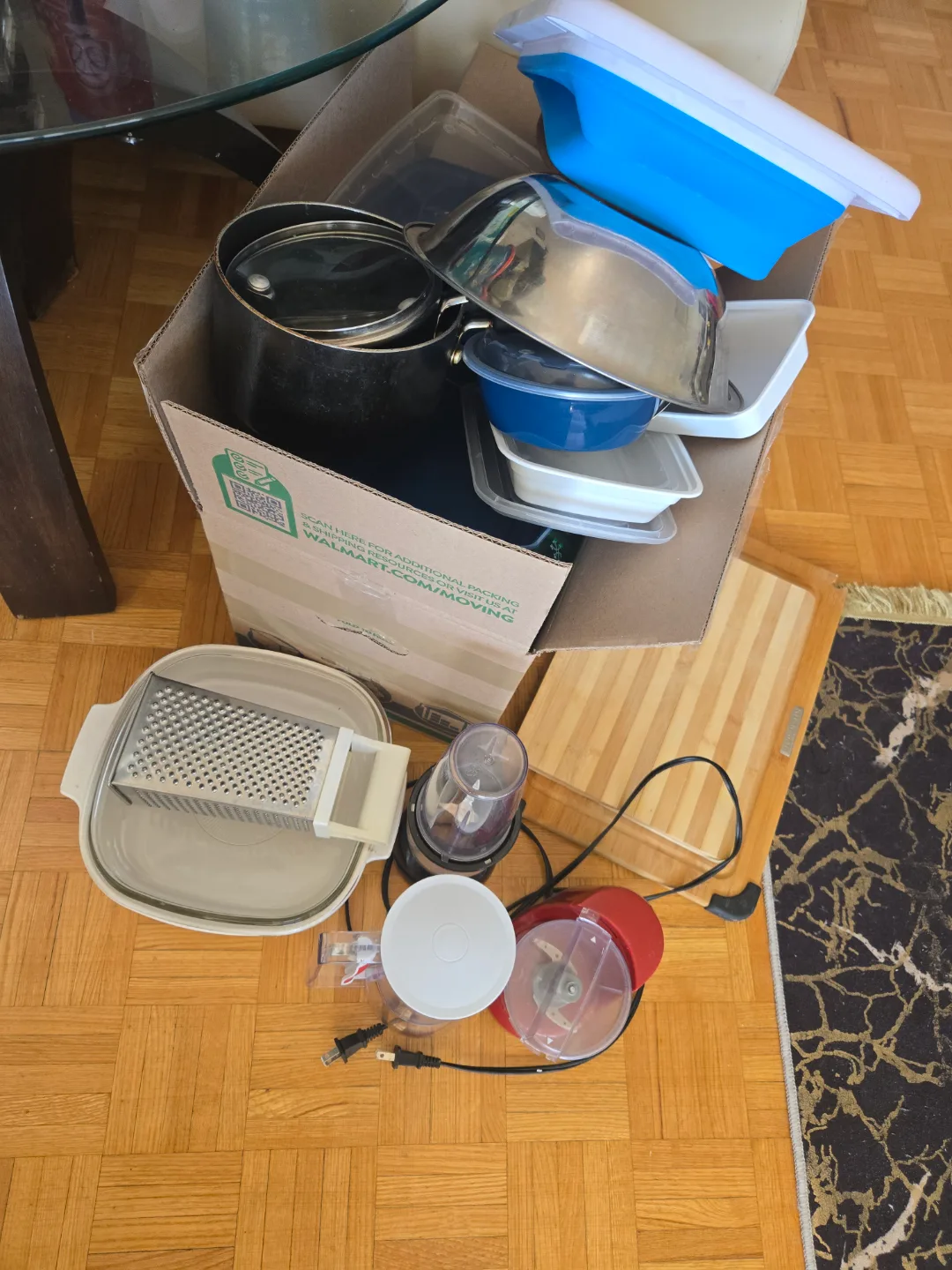 Kitchenware Bundle - Pots, Pans, Container thumbnail