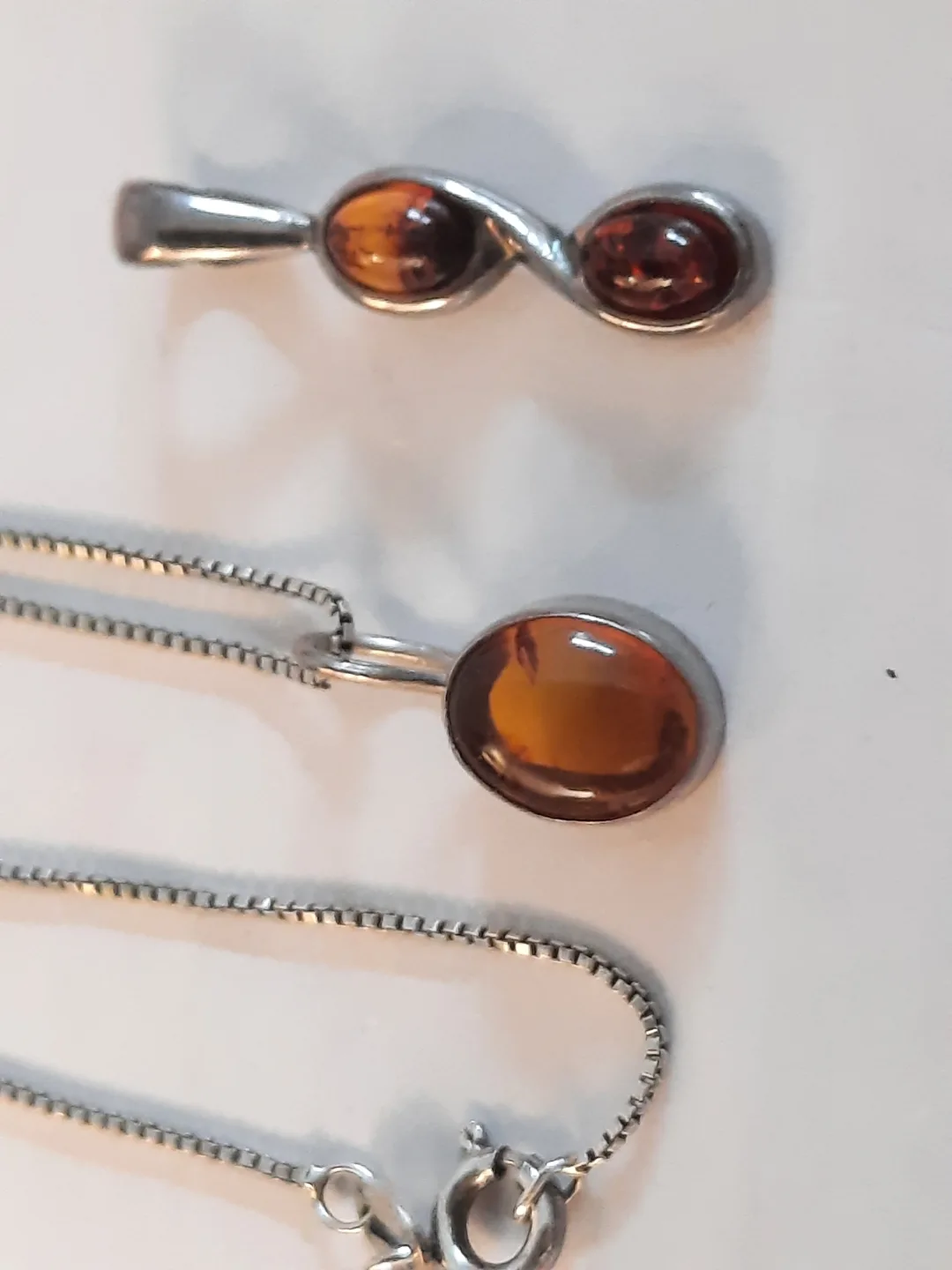 Amber925 Pendant with 925 silver chain image indicator(2)