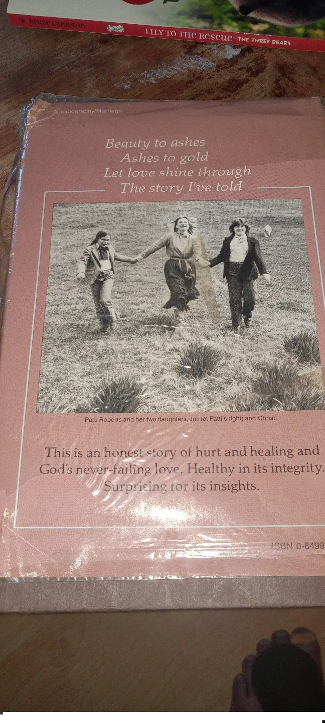 Ashes to Gold: Patti Roberts' Autobiography image indicator(2)