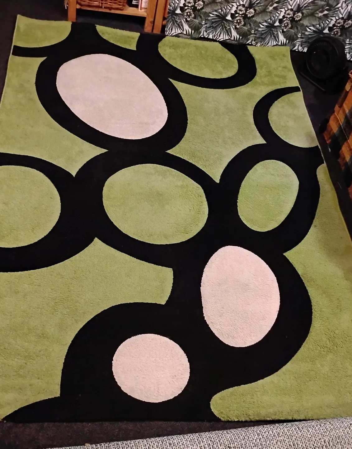 NIRVANA Area Rug - Green and Black Abstract Design thumbnail