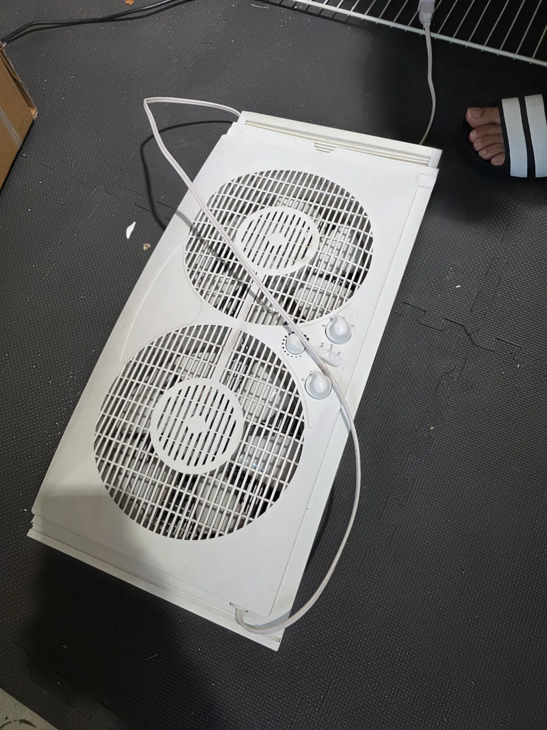 Dual Window Fan image indicator(3)