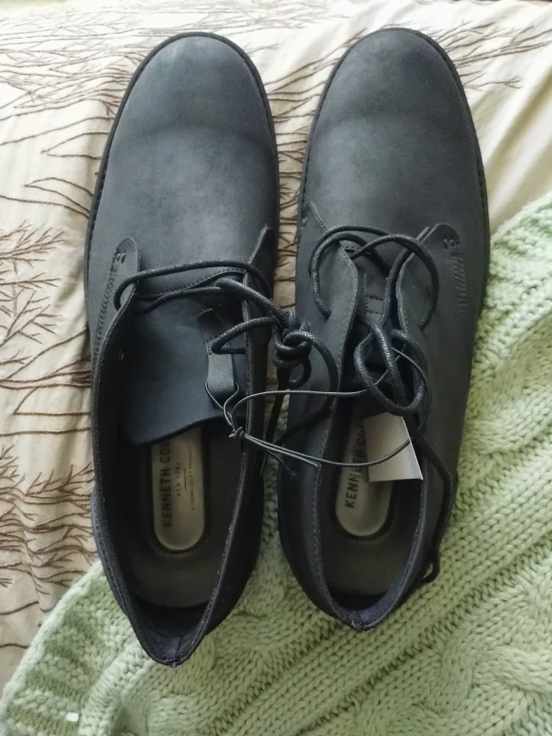 Kenneth Cole New York Men's Black Chukka Boots - Size 13 thumbnail