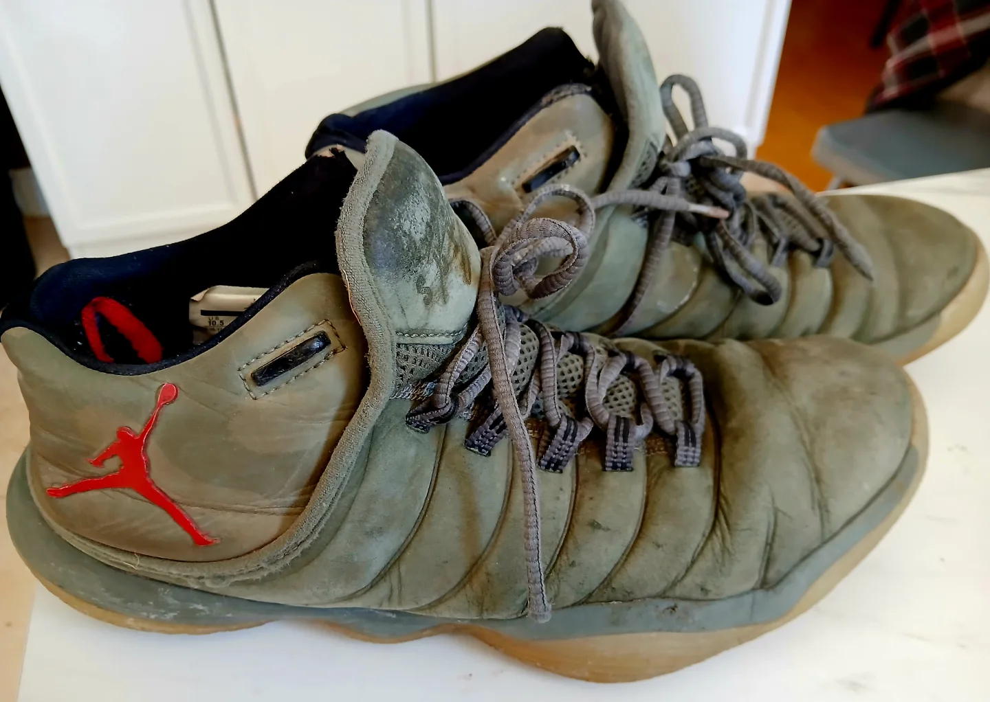 Jordan basketball shoes - Size 10.5 thumbnail
