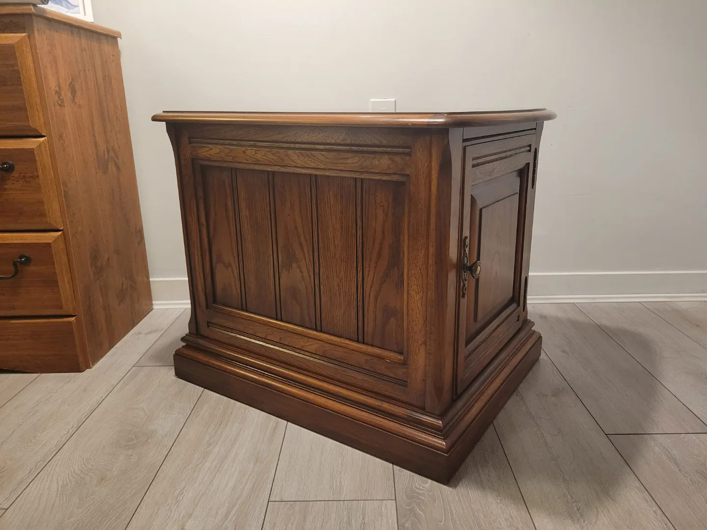 Solid Wood Nightstand / Side Table – Perfect Condition thumbnail