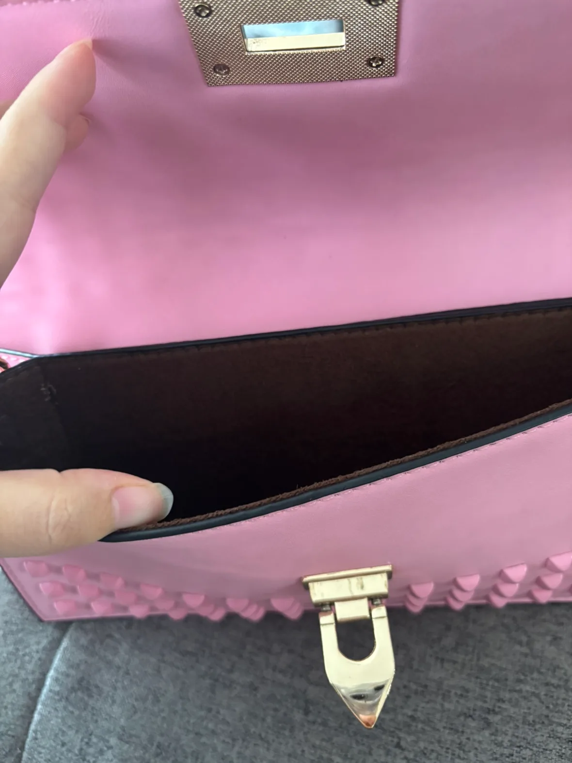 Slimfit Pink Studded Crossbody Bag image indicator(3)