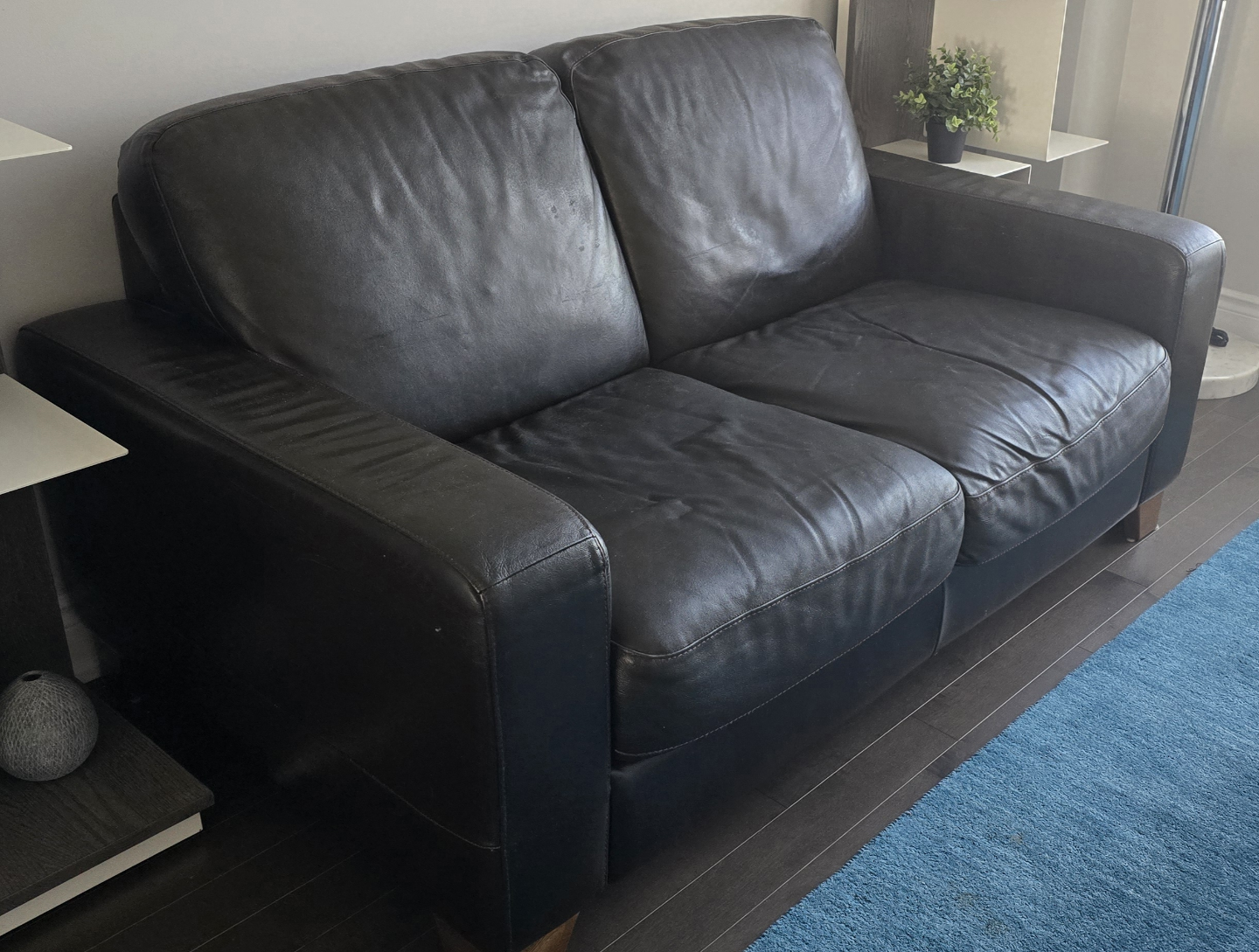 Natuzzi Leather Loveseat - photo 2