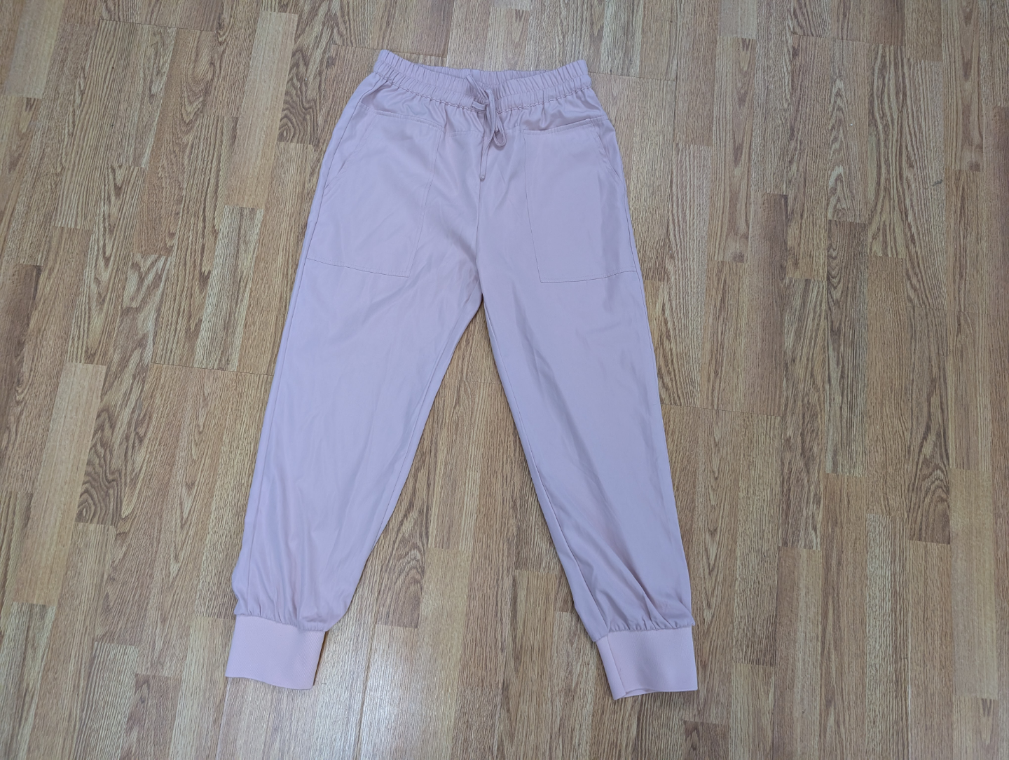Women's Pink Jogger Scrubs /  FREE Graphic Tee - photo 3