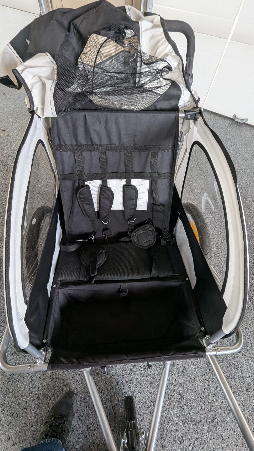 Used Two-Child Bike Trailer - photo 5
