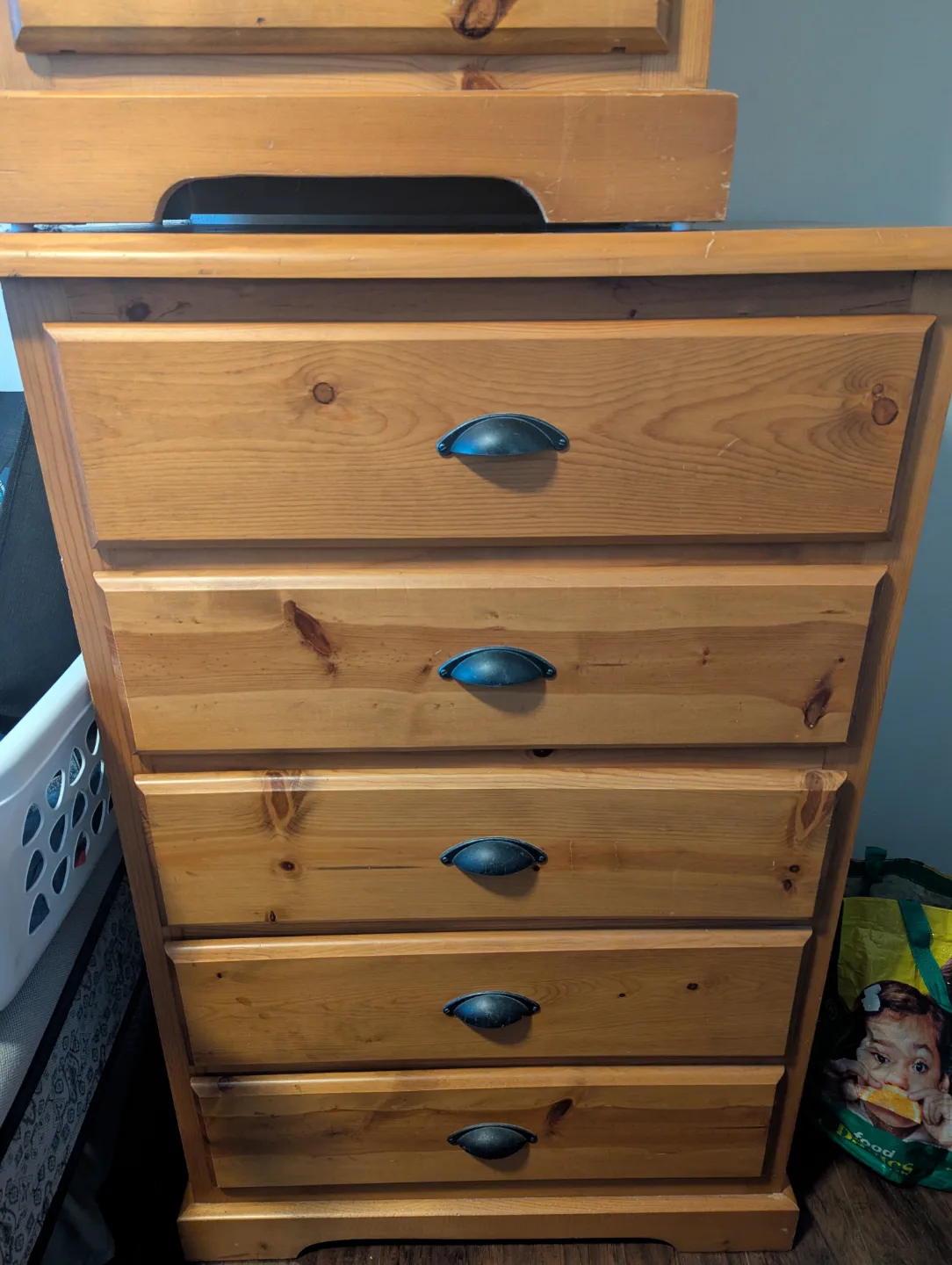 Wooden Dresser Night Stand Set image indicator(2)