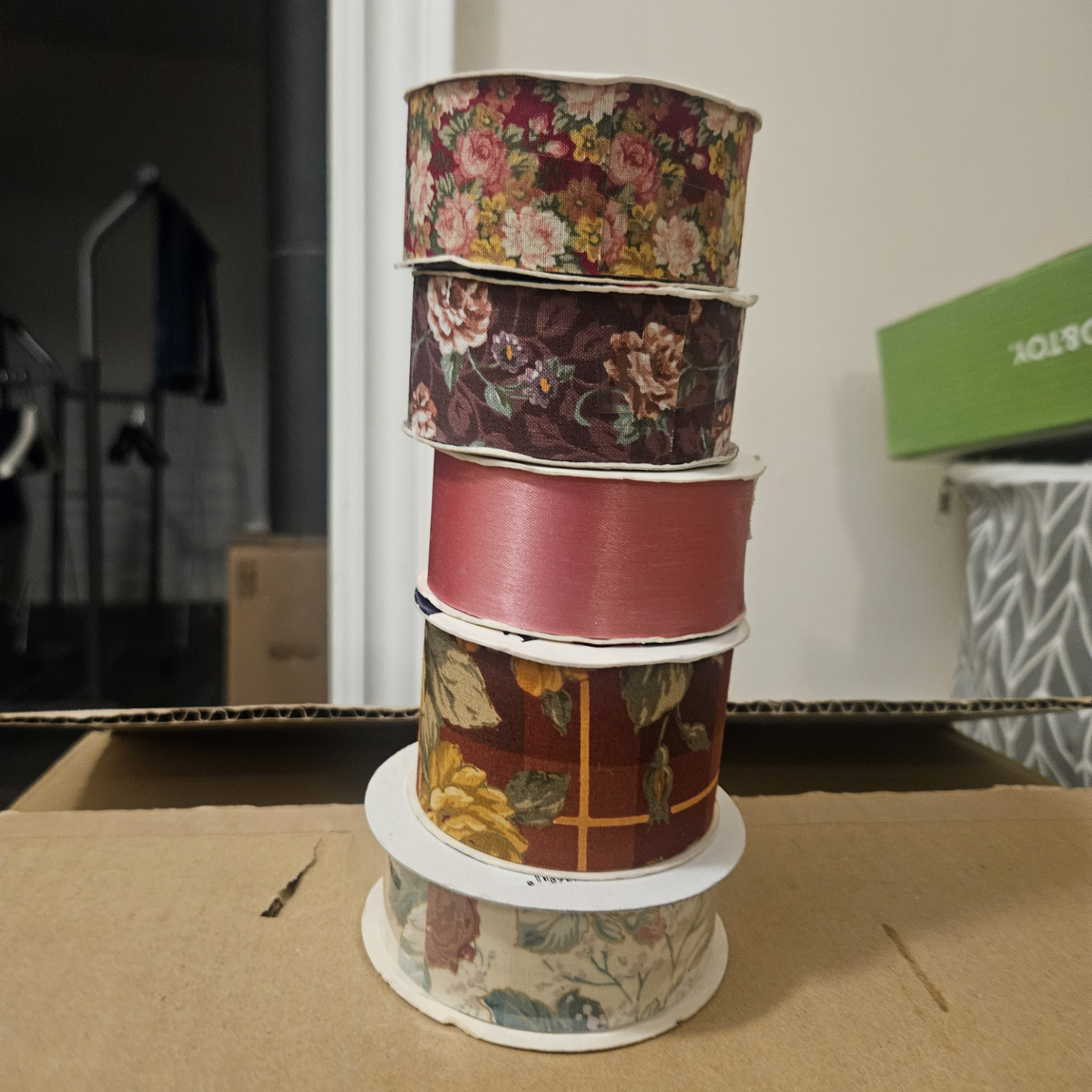 Craft Supplies Bundle: Ribbons, Twine, and Yarn - photo 3