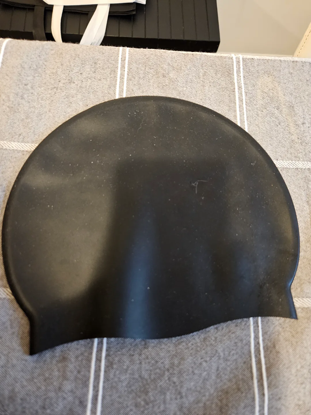 Speedo Silicone Swim Cap - Black 🧡 image indicator(2)