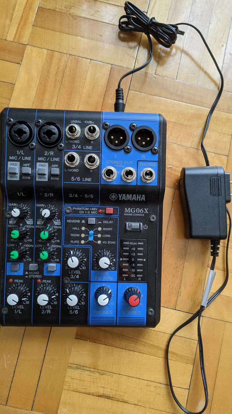 Yamaha MG06X Mixer with effects thumbnail