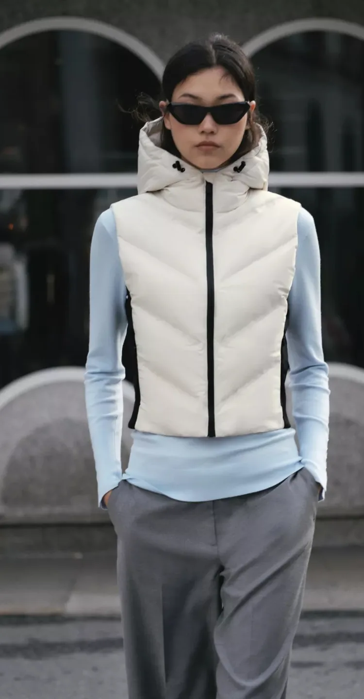 Zara Cream Hooded Puffer Vest - Size XXL