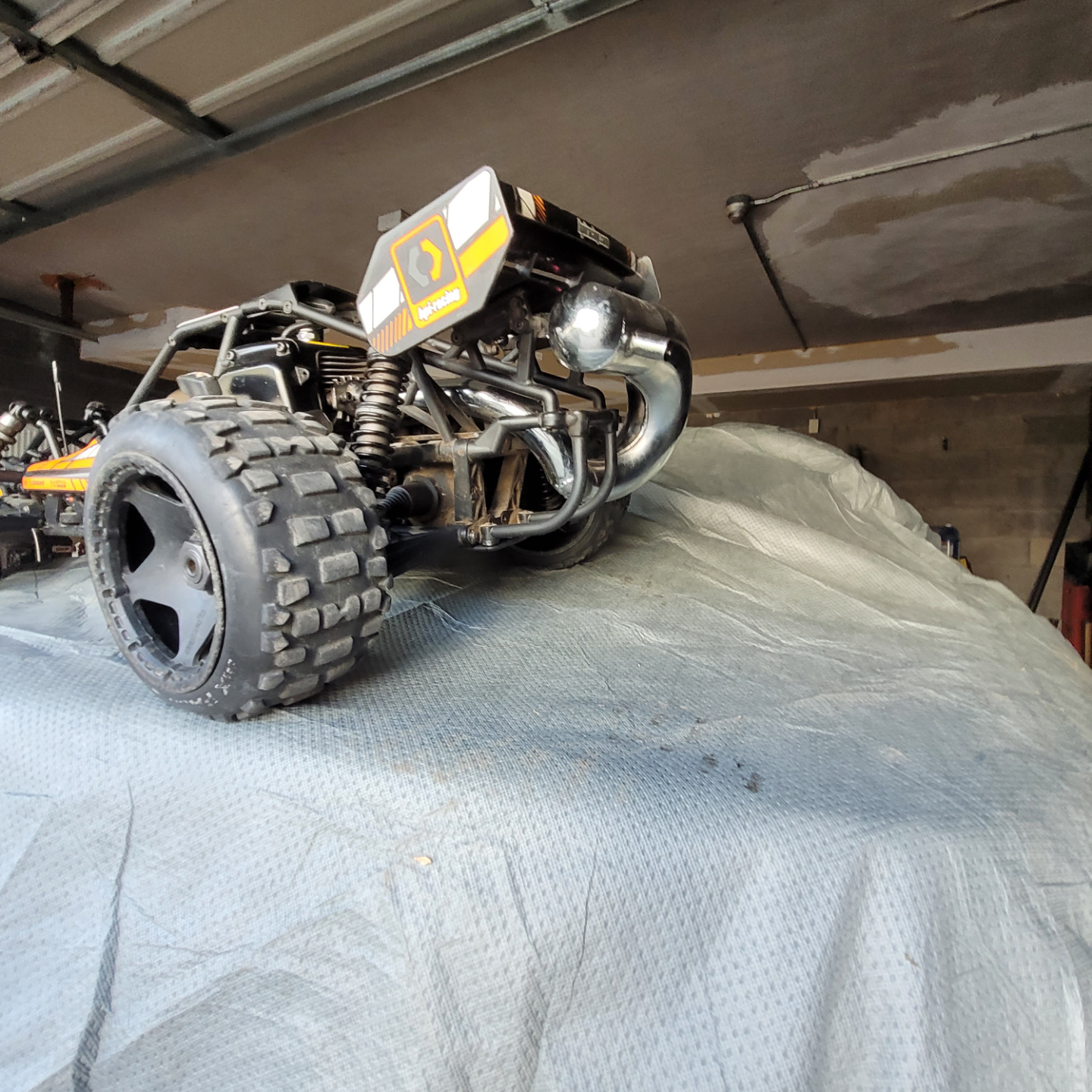 HPI Baja 5B RTR with Spektrum DX6C Transmitter - photo 4