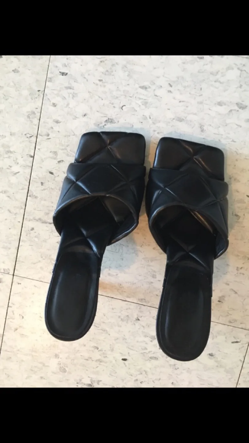 Black quilted mules - Size 6 thumbnail