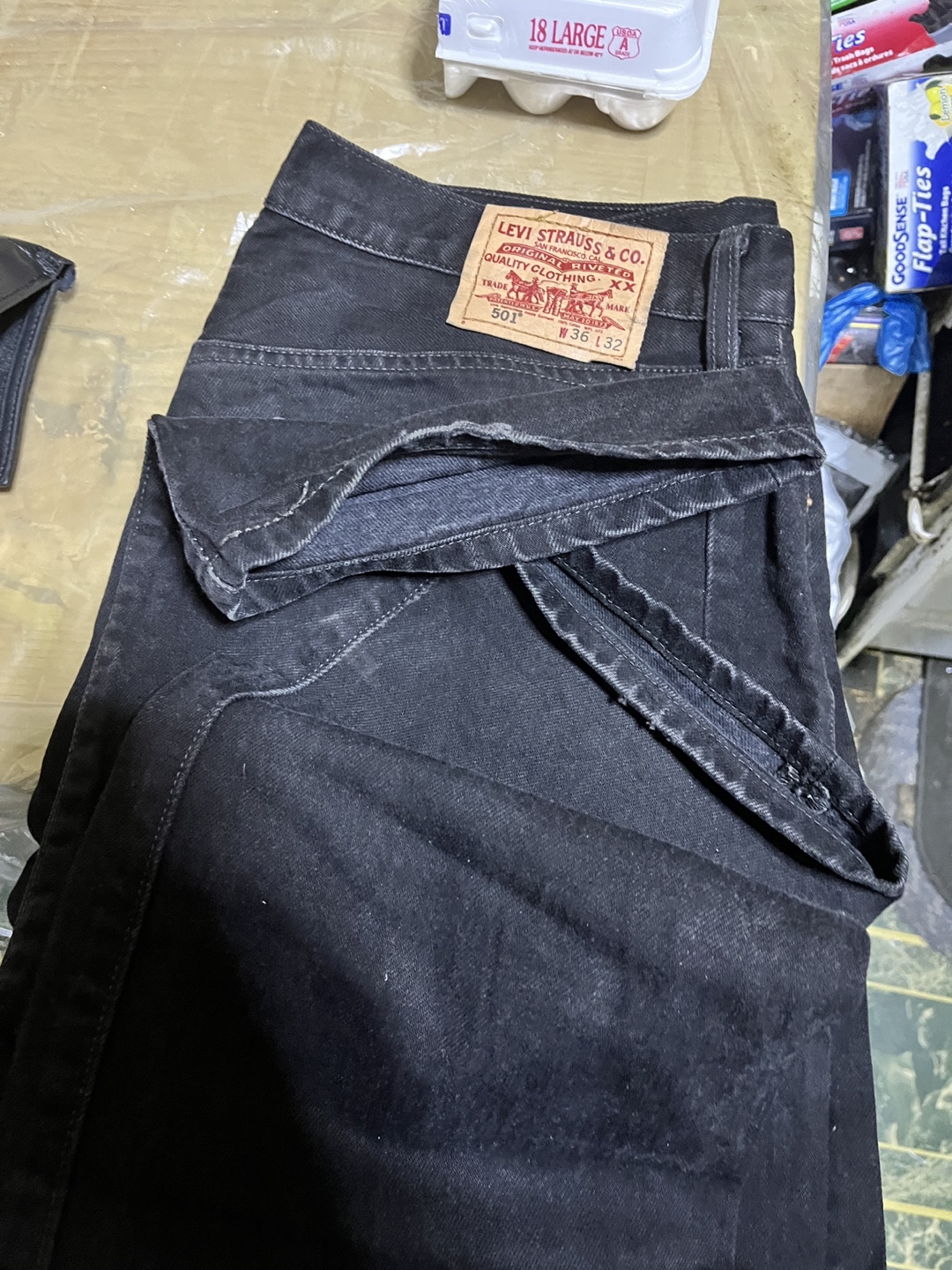Levi's 501 Black Jeans - Size 36 x 32