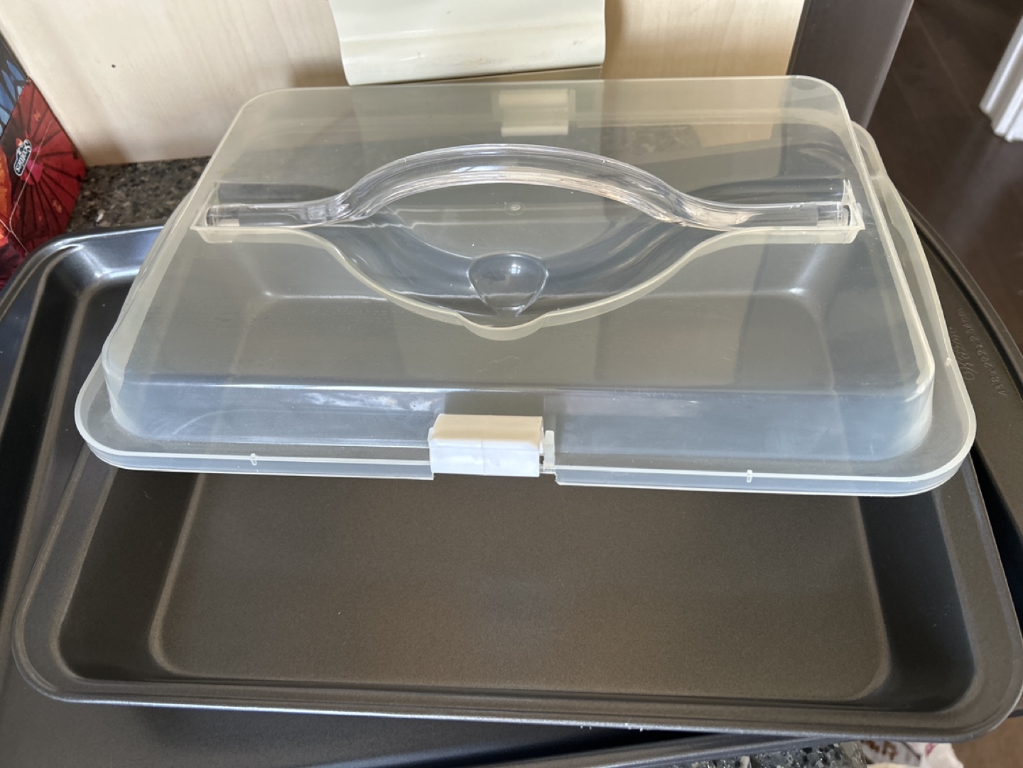 Baking Pan with Lid