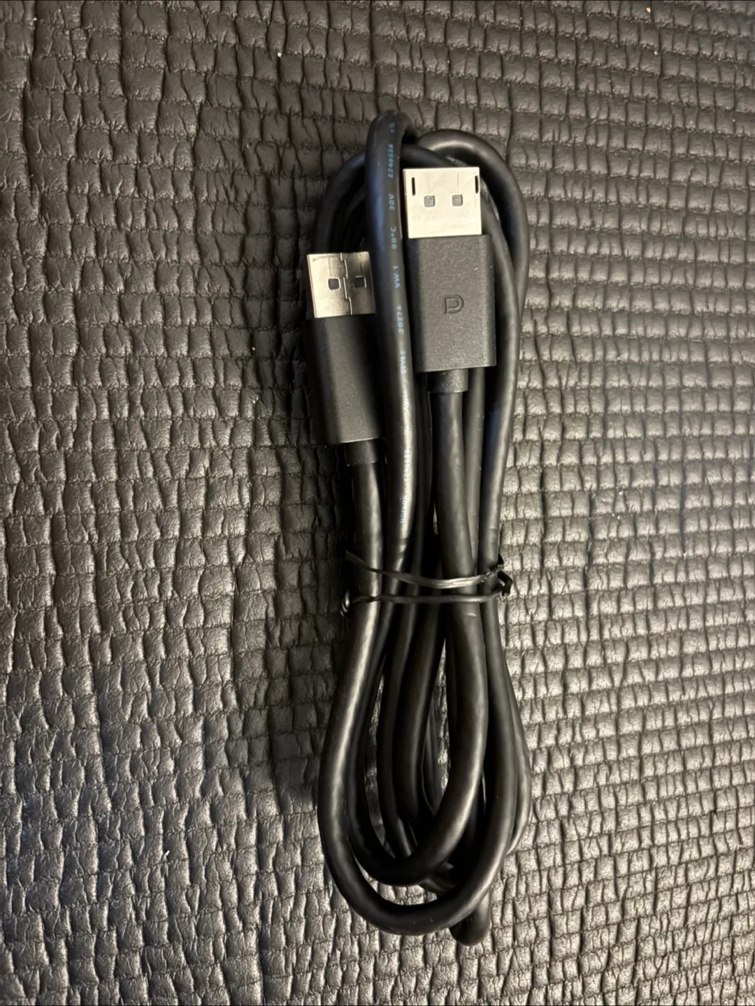 DisplayPort to DisplayPort Cable thumbnail
